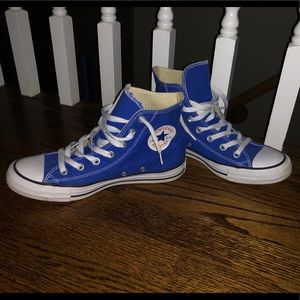 BLUE HIGH TOP CONVERSE